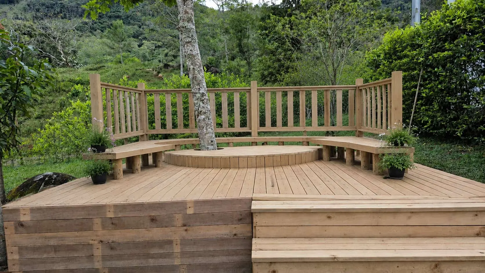 Tree-Centered Deck
